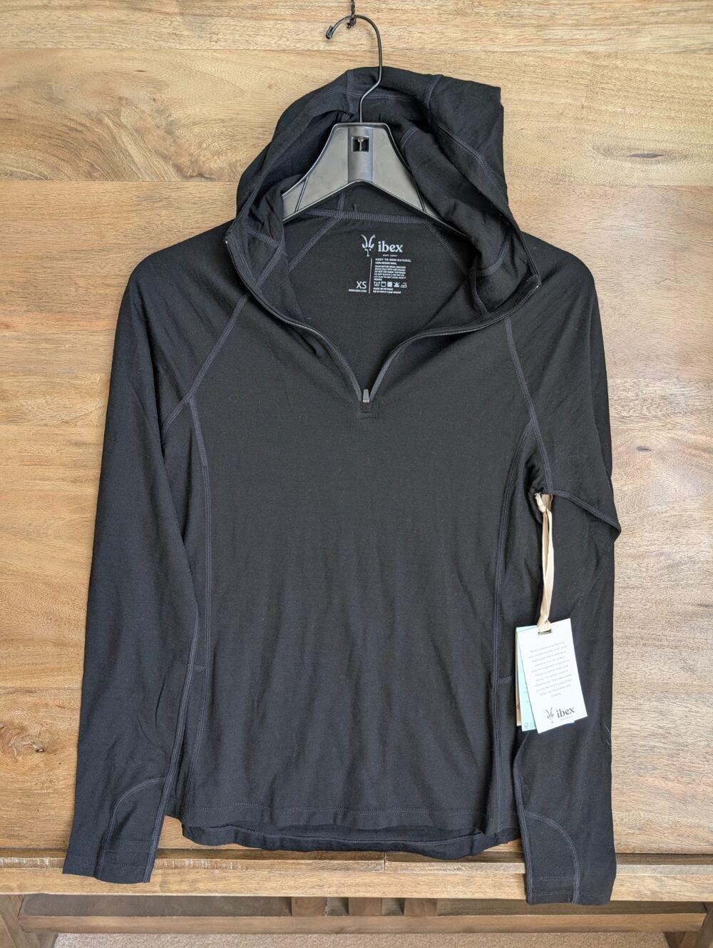 NWT Ibex Indie Hoodie Women XS Black Merino Wool Lightweight Long Sleeve 1/4 Zip